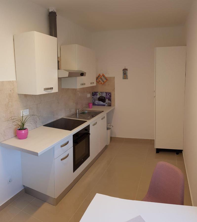 Apartments & Rooms Tom Medulin Luaran gambar