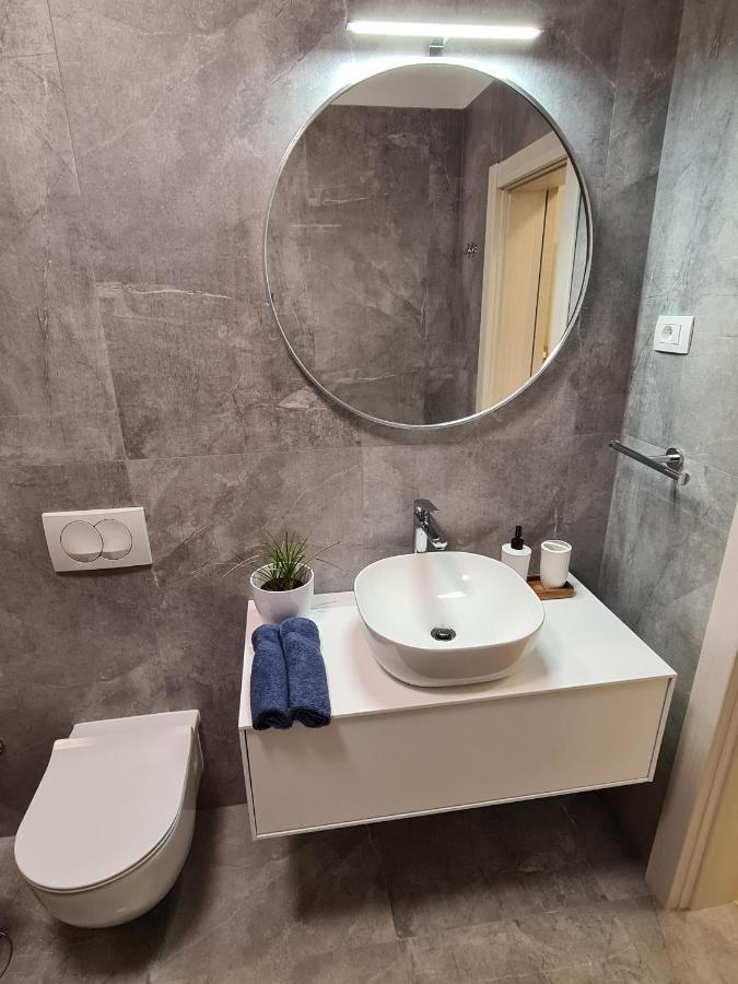 Apartments & Rooms Tom Medulin Luaran gambar