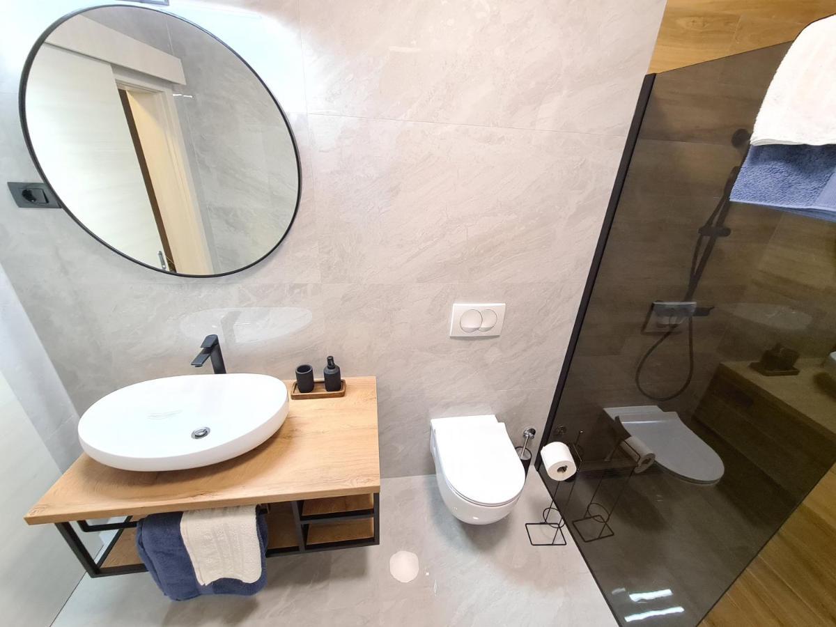 Apartments & Rooms Tom Medulin Luaran gambar