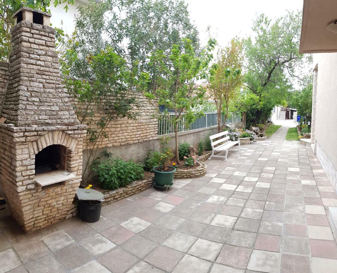 Apartments & Rooms Tom Medulin Luaran gambar